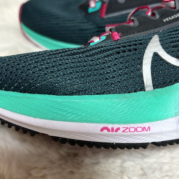 Nike Air Zoom Pegasus 40 Women’s Running Shoes Sneakers Tennis Shoes - Picture 11 of 17